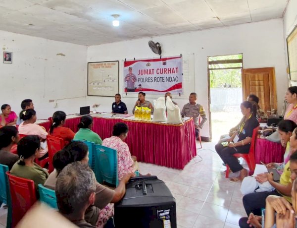 Jumat Curhat Kapolres Rote Ndao Bersama Warga Desa Oelunggu