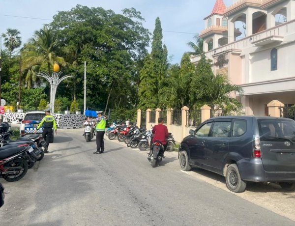 Satuan Lalu Lintas Polres Rote Ndao Tingkatkan Pengawasan Saat Ibadah Mingguan Umat Kristen