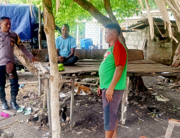 Kegiatan Bhabinkamtibmas Polsek Rote Barat Daya Bersama Warga Desa Lalukoen