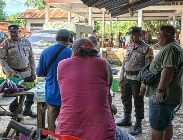 Polsek Rote Tengah Pastikan Keamanan dan Kenyamanan Masyarakat di Pasar Siomeda