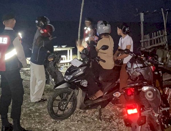 Patroli Malam Personel Polsek Rote Tengah, Antisipasi Potensi Tindak Pidana