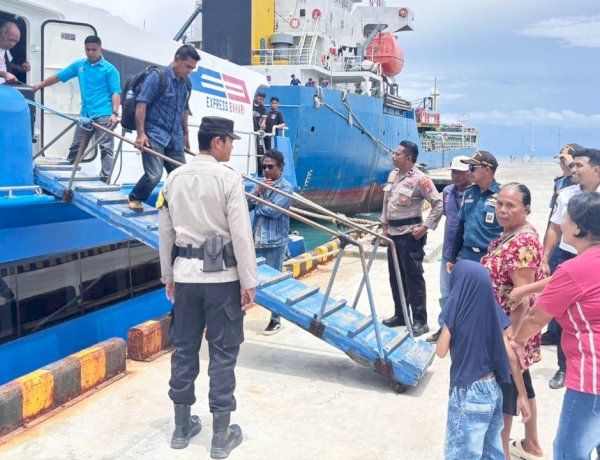 Polsek Lobalain Kembali Melakukan Pengamanan di Pelabuhan Baa