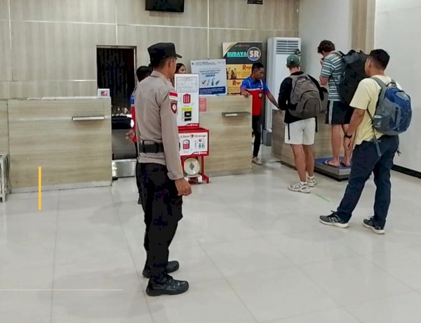 Pengamanan di Bandara DC Saudale, Polres Rote Ndao Pastikan Kenyamanan Pengguna Jasa Transportasi Udara