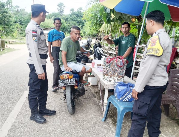 Polsek Rote Barat Laut Tingkatkan Pengamanan di Pasar Oelaba, Pastikan Aktifitas Ekonomi Masyarakat Berjalan Aman