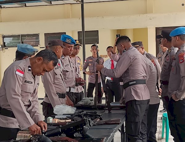 Wakapolres Sidak Senjata Api Organik Polres Rote, Cegah Lahgun Senpi