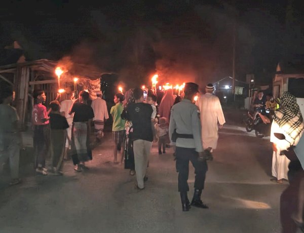 Polsek Rote Barat Daya Lakukan Pengamanan Malam Takbiran di Masjid Nurul Bahar Oeseli