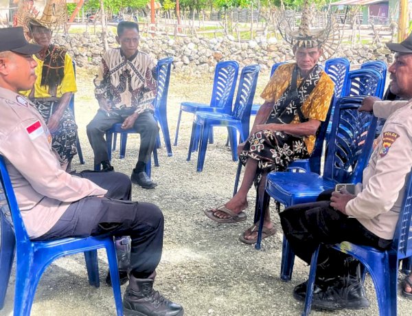 Personel  Polsek Rote Barat  Daya Jaga Kemitraan dan Ajak Warga  Jaga Kamtibmas.