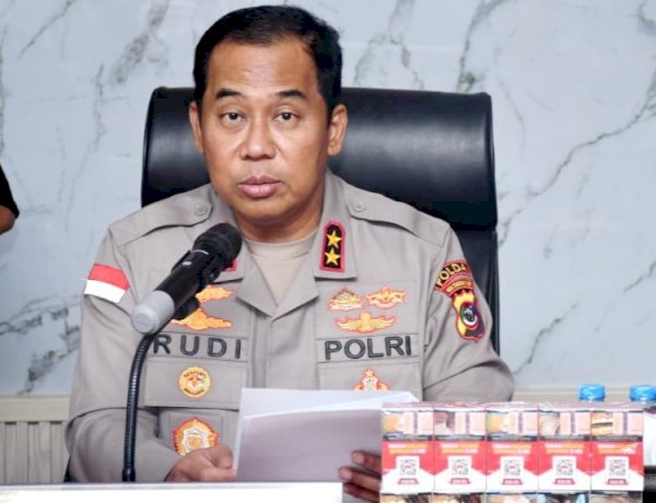 Kapolda NTT Pimpin Langsung Konferensi Pers, Jaringan Rokok Ilegal Internasional di Perbatasan RI-RDTL Berhasil Dibongkar