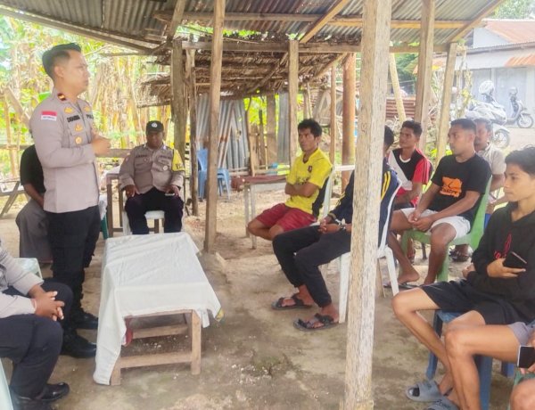 Polsek Rote Selatan Gelar Jumat Curhat, Dengar Langsung Keluhan Warga