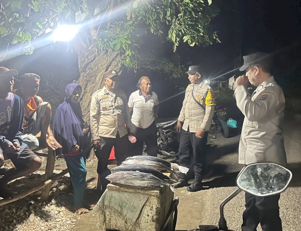 Jaga Kamtibmas Tetap Kondusif, Polsek Rote Barat Daya Intensifkan Patroli Malam