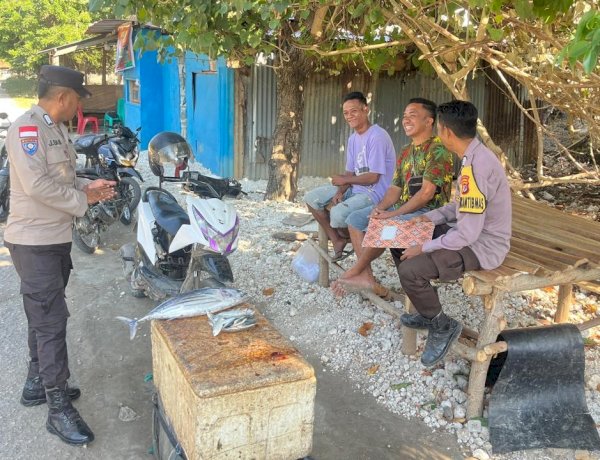 Polsek Rote Barat Daya Tingkatkan Patroli Dialogis, Upaya Jaga Keamanan  Lingkungan