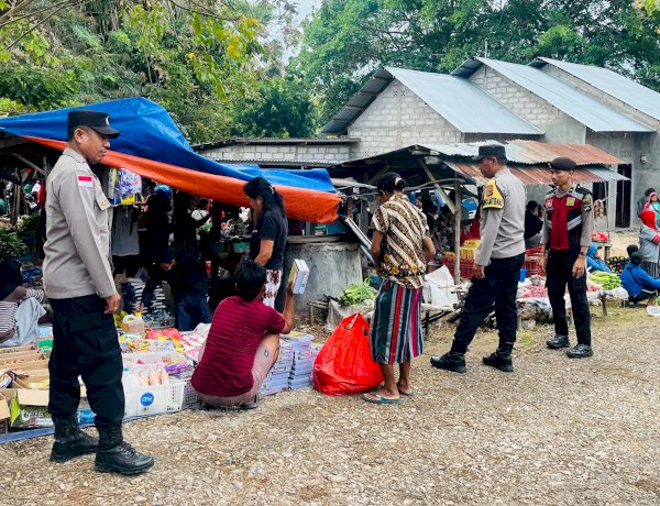Polsek Rote Barat Daya  Tingkatkan Pengamanan di Pasar Sakubatun, Jamin Kenyamanan Masyarakat