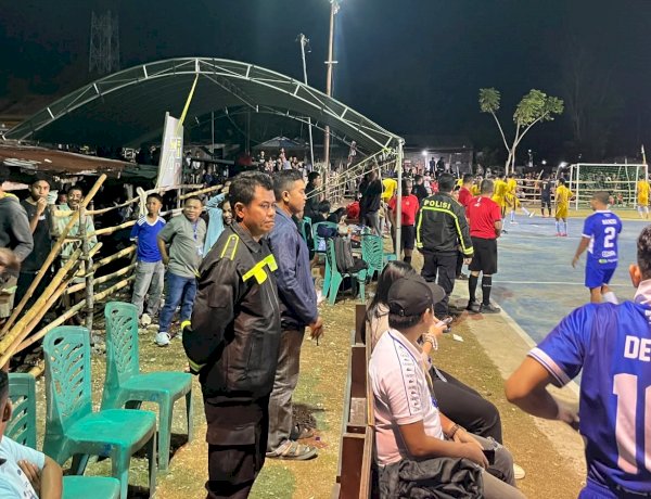 Polsek Rote Barat Laut Lakukan Pengamanan  Pertandingan Futsal  Paulus Cup, Jamin Kegiatan Masyarakat Berjalan Aman
