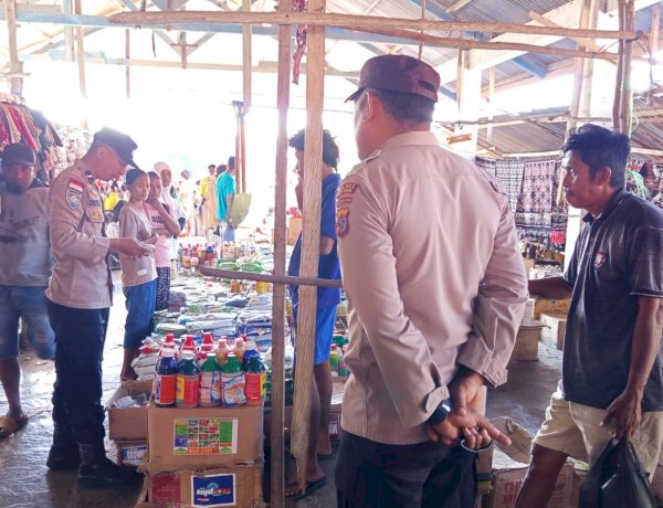 Polsek Rote Barat Daya Lakukan Pengamanan di Pasar Tudameda, Wujud Polri Untuk Masyarakat