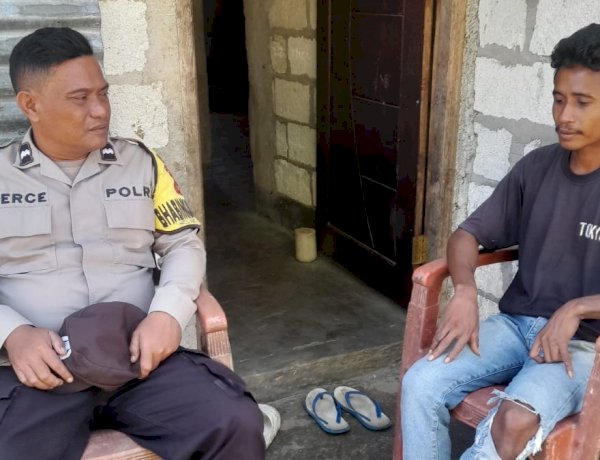 Bhabinkamtibmas Polsek Rote Timur Sambangi Warga, Perkuat Sinergitas Jaga Keamanan Lingkungan