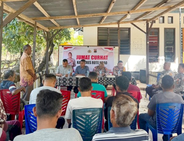 Gelar Jumat Curhat di Desa Kuli, Polres Rote Ndao Terus Gali Informasi Tentang Kondisi Keamanan Warga