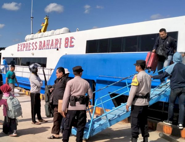 Upaya Polsek Lobalain Jaga Kamtibmas Tetap Kondusif, Rutin Lakukan Pengamaman di Pelabuhan Baa