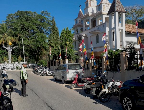 Sat Lantas Polres Rote Ndao Lakukan Pengamanan Ibadah, Ciptakan Kamseltibcarlantas