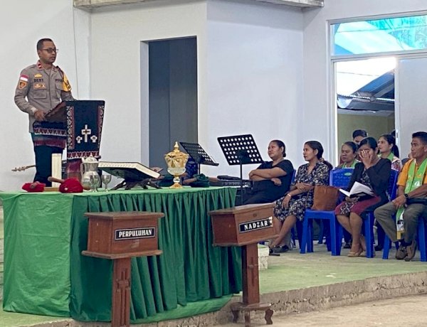 Minggu Kasih Bersama Jemaat GMIT Syalom Tunggaoen, Kapolsek Rote Barat Sampaikan Himbauan Kamtibmas