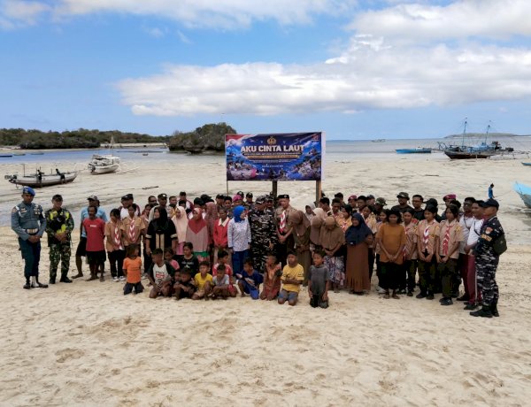 Aksi Bersih Pantai TNI-Polri, Ciptakan Lingkungan Yang Sehat dan Asri