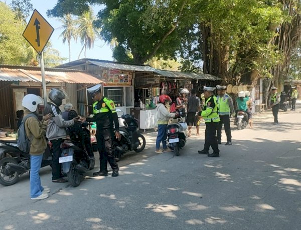 Tingkatkan Kesadaran Berlalu-lintas, Sat Lantas Polres Rote Ndao Gelar Razia Ranmor