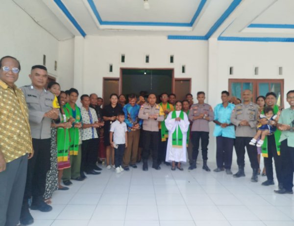 Melalui Program Minggu Kasih, Polsek Rote Barat Laut Ajak Jemaat GMIT Agape Tasilo Jaga Kamtibmas