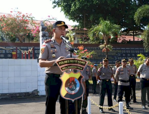 Kapolres Rote Ndao Pimpin Apel Pagi, Sampaikan Program Prioritas Kapolri Kepada Personel