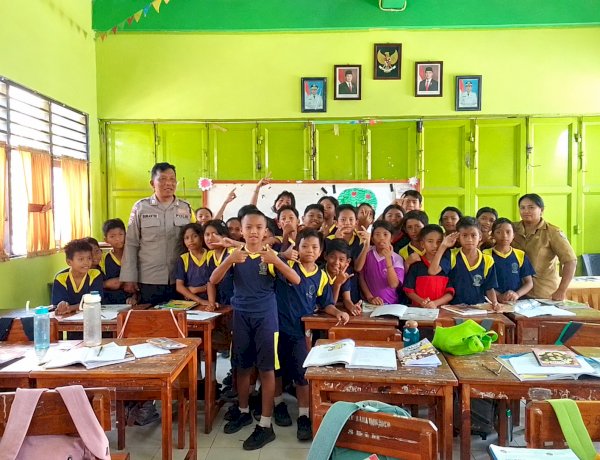 Bentuk Karakter Yang Disiplin dan Mandiri, Bhabinkamtibmas Kelurahan Mokdale Beri Motivasi Kepada Pelajar UPTD SD Inpres Mokdale