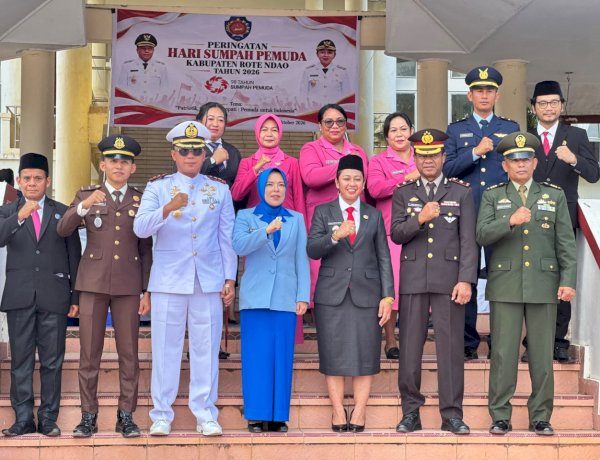 Wakapolres Hadiri Upacara Bendera Peringati Hari Sumpah Pemuda ke-98 Tahun 2026 Tingkat Kabupaten Rote Ndao