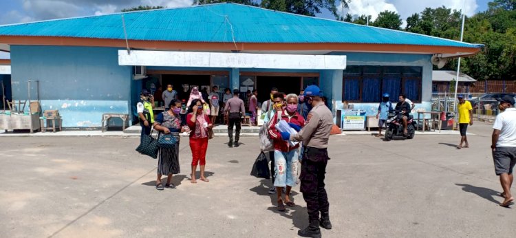 Satuan Polair Polres Rote Ndao Perketat Pintu Masuk Pelabuhan ASDP Cegah Corona