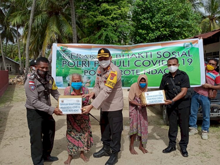 Sentuh Masyarakat Terdampak Covid – 19, Kapolres Terjun Langsung Berikan Bantuan Sosial