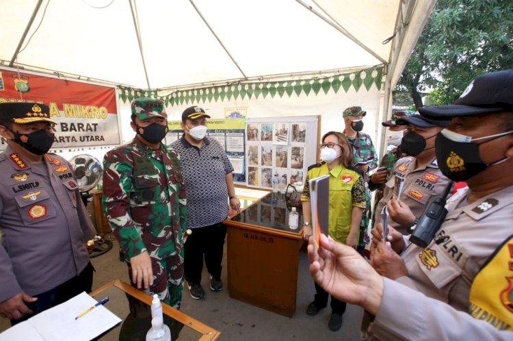 Kapolri, Panglima TNI dan Menkes Tinjau Rusun Nagrak dan PPKM di Semper Barat