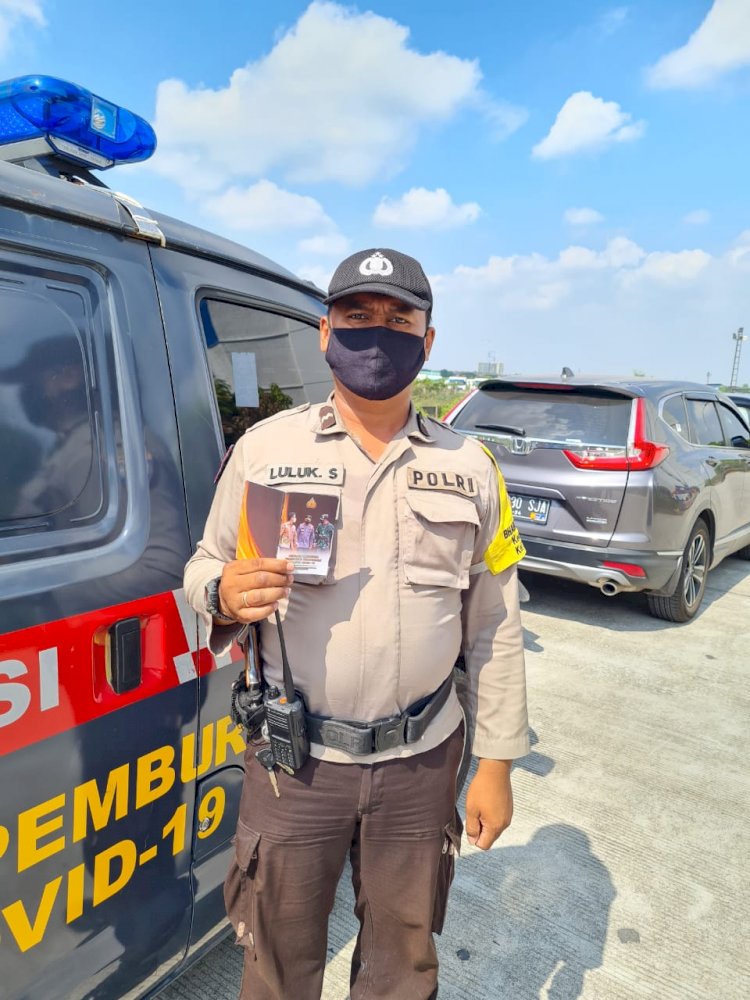 Kapolri Wajibkan Buku Pedoman Manajemen Kontijensi Klaster Covid-19 Ada Disaku Petugas