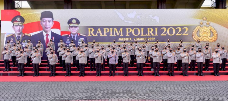 Tindaklanjuti Instruksi Presiden Jokowi, Kapolri: Seluruh Personel Tanamkan Nilai Tribrata dan Catur Prasetya 