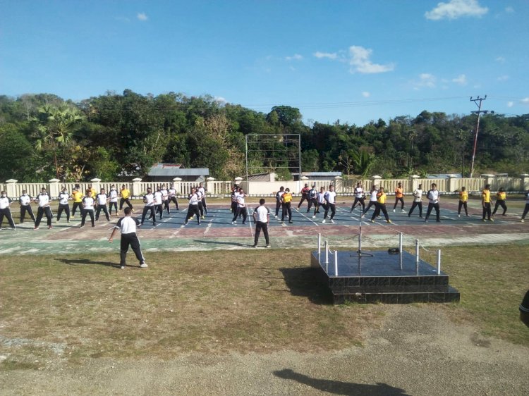 Tingkatkan Kemampuan Bela Diri, Personel Polres Rote Ndao Laksanakan Latihan Rutin