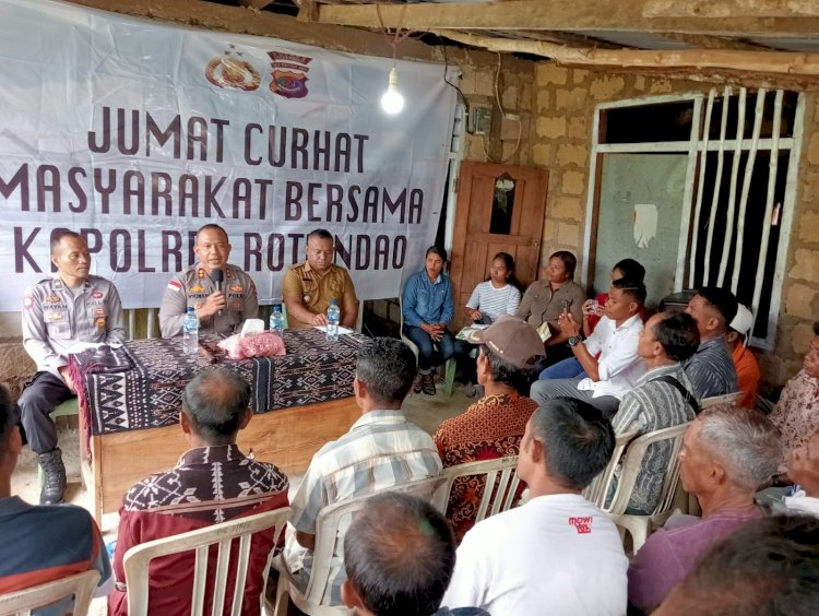 Gelar Jum’at Curhat, Kapolres Rote Dengar Keluhan Warga  Desa Leteklain