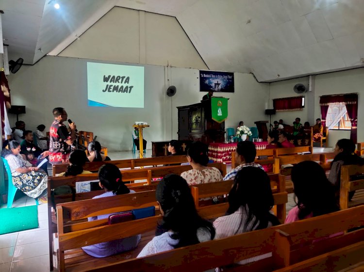 Melalui Pendekatan Religi, Wakapolres Rote Ndao Beri Imbauan di Gereja Tentang TPPO