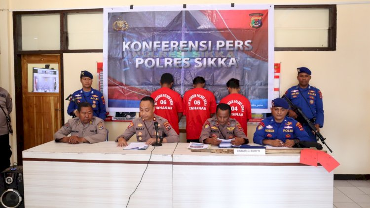 Sat Polairud Ungkap Penangkapan Ikan Dengan Menggunakam Bahan Kimia, Polres Sikka Gelar Konferensi Pers