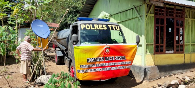 Kapolres TTU Lepas Pendistribusian Bantuan Air Bersih ke 4 Desa