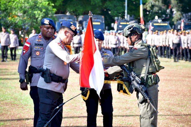 Kapolda NTT Pimpin Upacara Penyambutan 104 Anggota Brimob Polda NTT Pasca Operasi Damai Cartenz di Papua