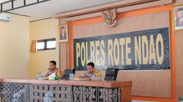 Anev Awal Tahun, Kapolres Tegaskan Agar Anggota Tetap Disiplin dan Laksanakan Tugas Penuh Tanggung Jawab