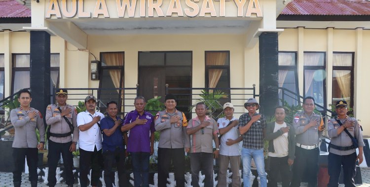 Rayakan Hari Pers Nasional, Kapolres Rote Ndao Bertemu Dengan Wartawan