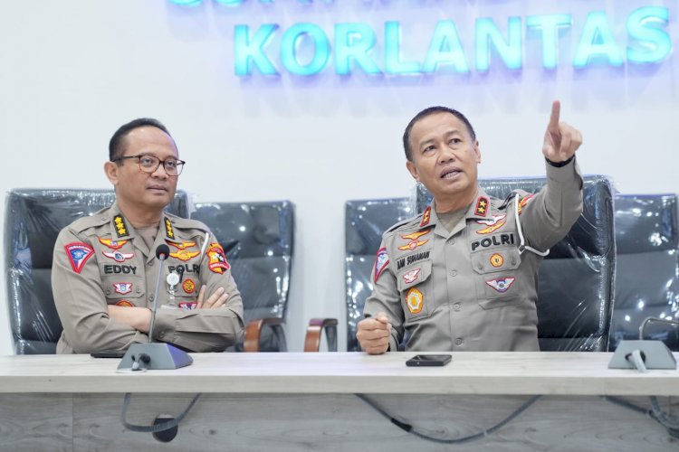 Tinjau Command Center, Kakorlantas Pastikan Pengamanan Operasi Ketupat Terkoordinasi