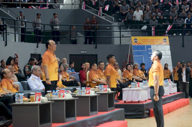 Buka Kejuaraan Bola Voli Kapolri Cup 2024, Irjenpol Dedy Presetyo Kontribusi Dan Dukungan Polri Bagi Kemajuan Olahraga Indonesianesia