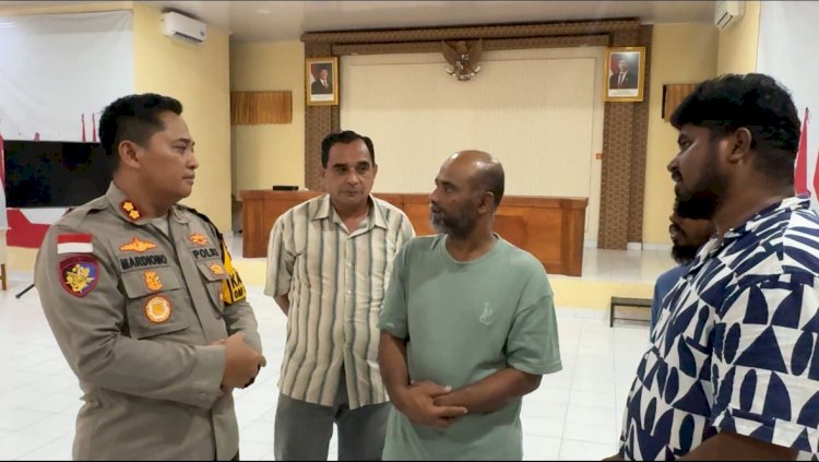 Kapolres Rote Ndao : 15 WNA Asal Bangladesh Diamankan di Mapolres Rote Ndao