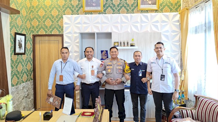 Kapolres Rote Ndao AKBP Mardiono, S.ST.,M.K.P Melaksanakan Penandatanganan MoU Bersama BUMN Di Kabupaten Rote Ndao.
