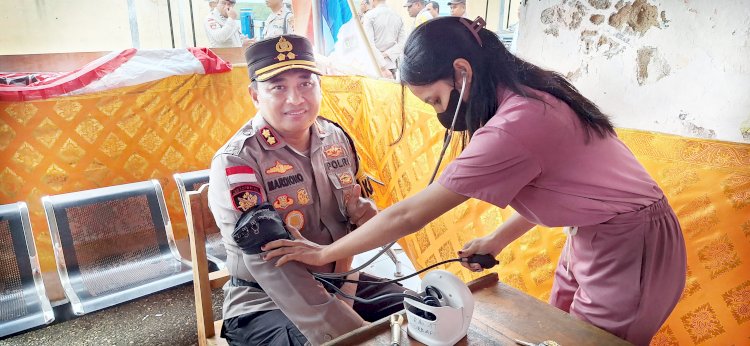 Kapolres Rote Ndao : Pemudik Boleh Cek Kondisi Kesehatan Pada Pos Pelayanan Operasi Ketupat Turangga 2025 Pantaibaru