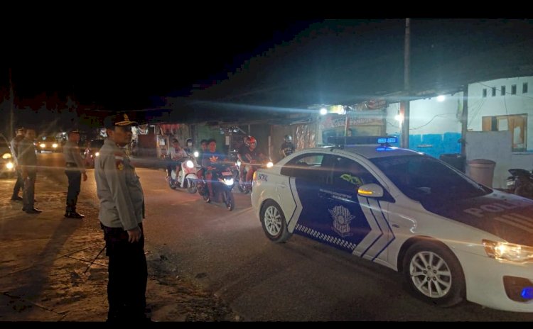 Kapolres Rote Ndao Monitoring Langsung Pawai Malam Takbiran