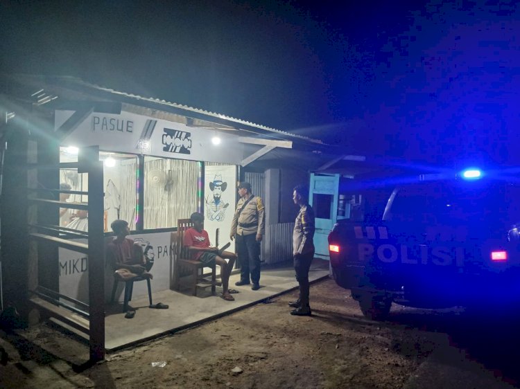 Patroli Lampu Biru Polsek Lobalain Untuk Cegah Tindak Pidana Dan Aksi Kriminalitas