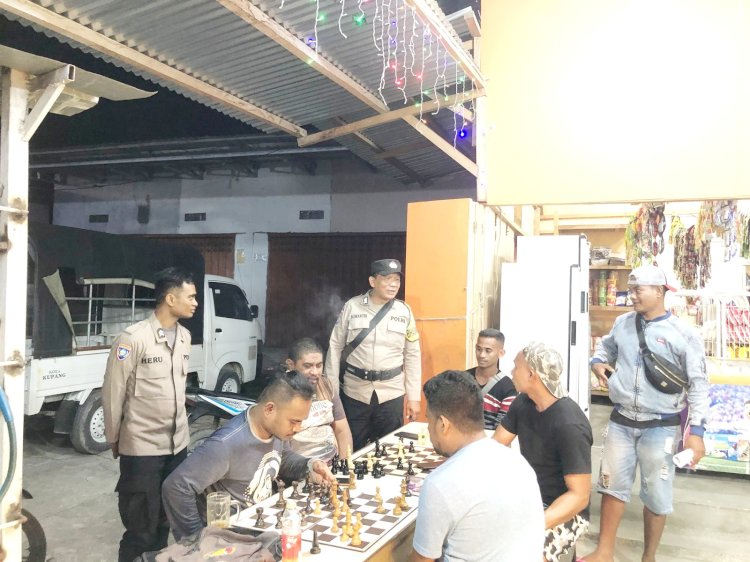 Kapolsek Lobalain : Melalui Patroli Malam, Upaya Preemtif Dan Preventif Dilakukan Untuk Memastikan Kenyamanan Masyarakat